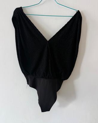 Body scollo ampio