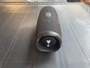 CASSA JBL CHARGE 5
