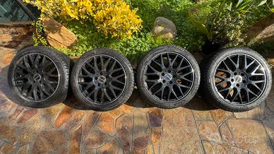 Cerchi in lega 17” nero lucido diamantati + gomme