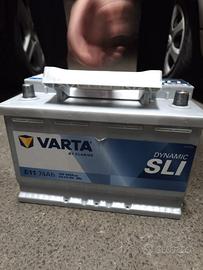 Batteria auto varta