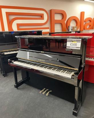 PIANOFORTE VERTICALE YAMAHA MOD. U1 NERO