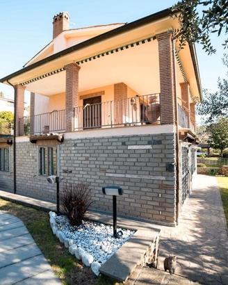 Casa Vacanza a Trevignano Romano 100mq + giardino