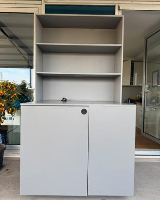 Mobile  da falegnameria MDF per esterni riparati