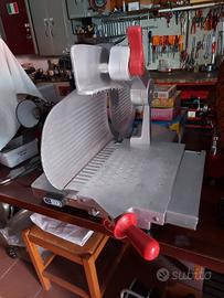 Affettatrice Berkel elettrica 220V