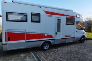 Monoscocca Top Group Mercedes 416 automatico