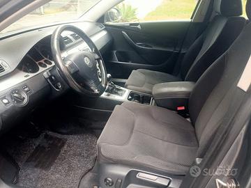 Volkswagen passat sw del 2008