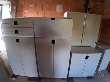 Mobili da ufficio (marca Tecno)