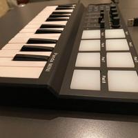 WORLDE Panda Mini 25 Midi Controller