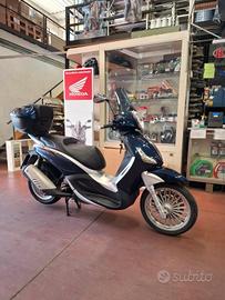 Piaggio Beverly 300 i.e.