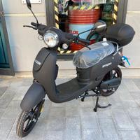 PRONTA CONSEGNA EBIKE ZTECH 250w LITIO BLACK MATT