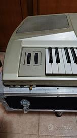 Ketron XD9 con custodia, accessoriatissima