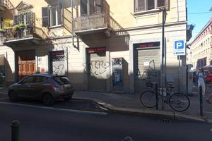 NEGOZIO A TORINO