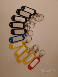 Set da Nr. 11 Portachiavi colori assortiti