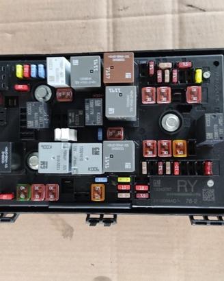 Body computer OPEL ASTRA J 1686cc CDTI del 2012