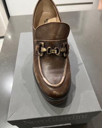 Scarpa donna nero giardini