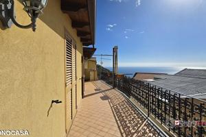 Alì superiore, panoramica Mansarda arredata. 3