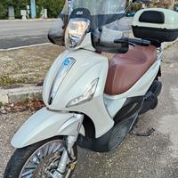 PIAGGIO BEVERLY 300