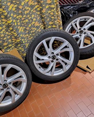 4 cerchi vw 17 con gomme 215 45 17 polo
