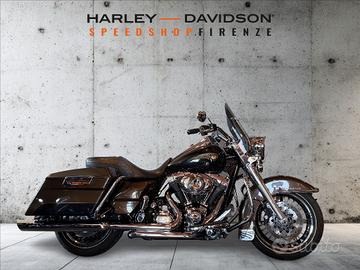 HARLEY-DAVIDSON Road King 1690