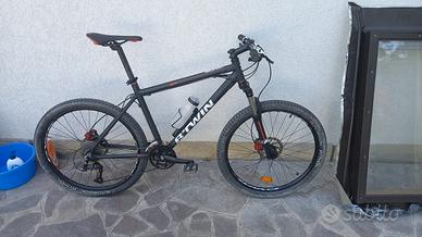 Mountain bike btwin rockrider 520