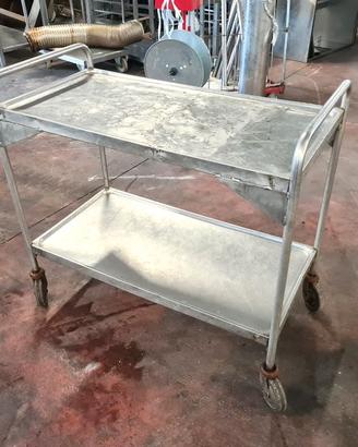 carrello di servizio a due ripiani usato