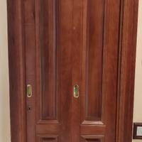 Porte a libro una piena apertura a destra una a ve