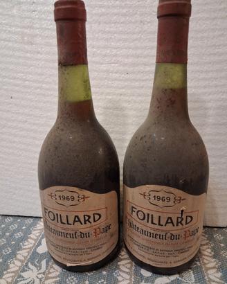 due bottiglie vino rosso folliard