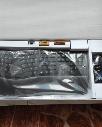Tastiera e mouse ergonomici wireless e bluetooth