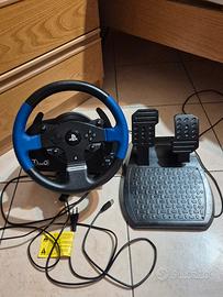 Volante da corsa Thrustmaster T150 con pedaliera