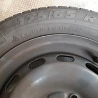 4 cerchi con gomme invernali per ford fiesta