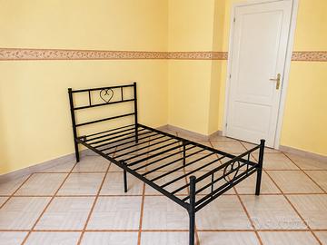 Letto  singolo spedisco io se è in zona