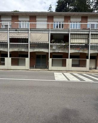 Immobile di 239 m² con più di 5 locali a Pino Tori