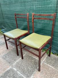 2 sedie antiche in legno con sedile verde