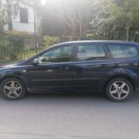 Auto Ford Focus