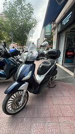 PIAGGIO BEVERLY 300