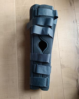 tutore ginocchio postoperatorio