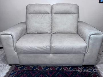 Divano 2 posti come nuovo