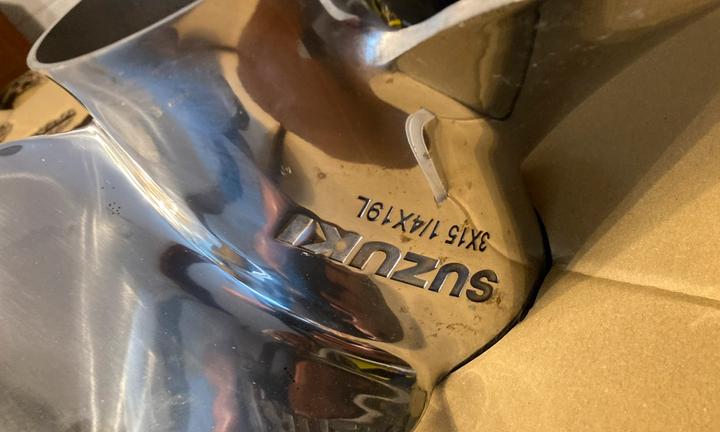 Coppia eliche originali Suzuky 3x15 1/4x 19 (L-R)