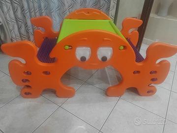 dondolo per bambini sia in casa che da giardino 