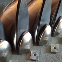 Reggimensole x vetro grandi 11 cm., usate.