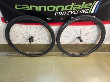 Cerchi Ruote Carbonio Giant Slr1 30Mm tubeless