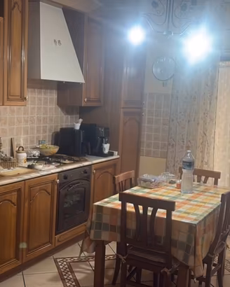 Cucina, soggiorno, divano