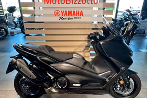 Yamaha TMAX 560 ABS