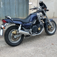 Yamaha FZX 750