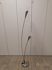 lampada da terra Philips eseo