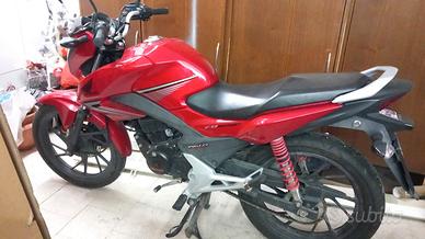 Moto Honda CBF 125 - 2015