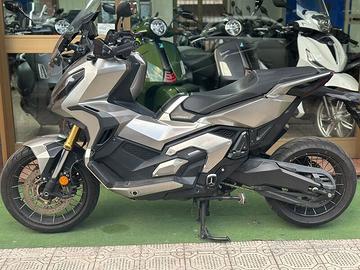 Honda X-ADV 750 tua a soli 80€ al mese!