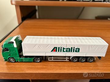 Modellino camion VOLVO “Italeri”.