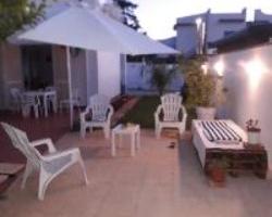 Villa chiara 5 mn. a piedi spiaggia libera sabbia