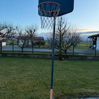 Canestro per bambini altezza circa 2,5mt